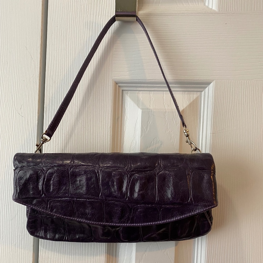 Gianni Chiarini leather clutch with removable additional strap Purple